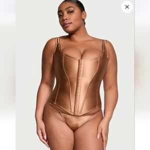 Victoria's Secret 2 piece classic silk corset and matching thong panty